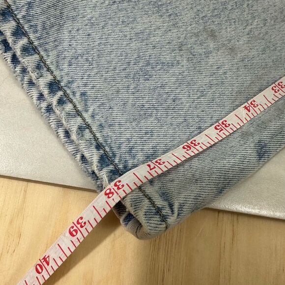 Levi’s Premium Denim Light Wash Ribcage Straight Ankle Jeans - Picture 6 of 10